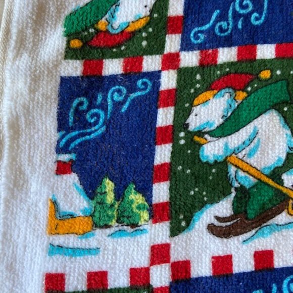 2/$30 Christmas Towels, Pot Holder and Santa Oven Mitt - Picture 12 of 16